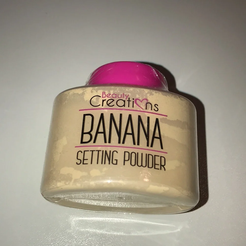 Beauty Creations BANANA SETTING POWDER New and sealed